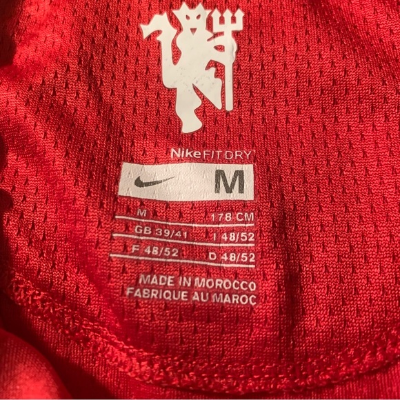 Nike Manchester United jersey medium - Picture 4 of 6